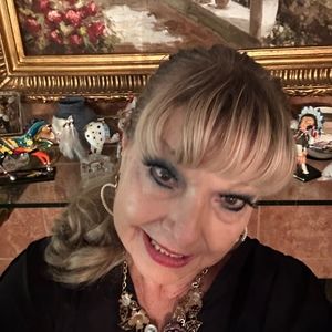 Meet your Posher, Sandra